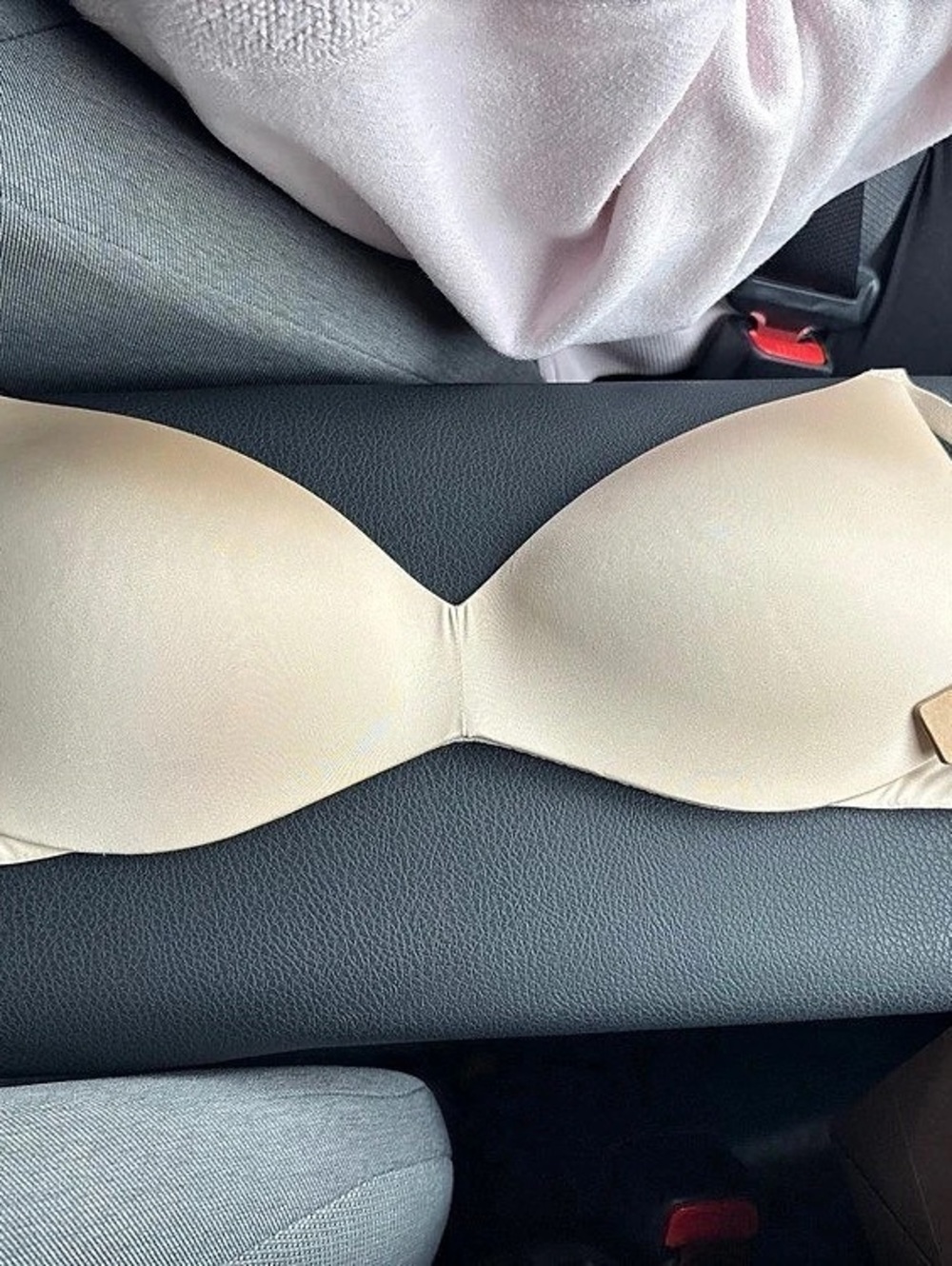 NWT SKIMS wireless form push up plunge bra